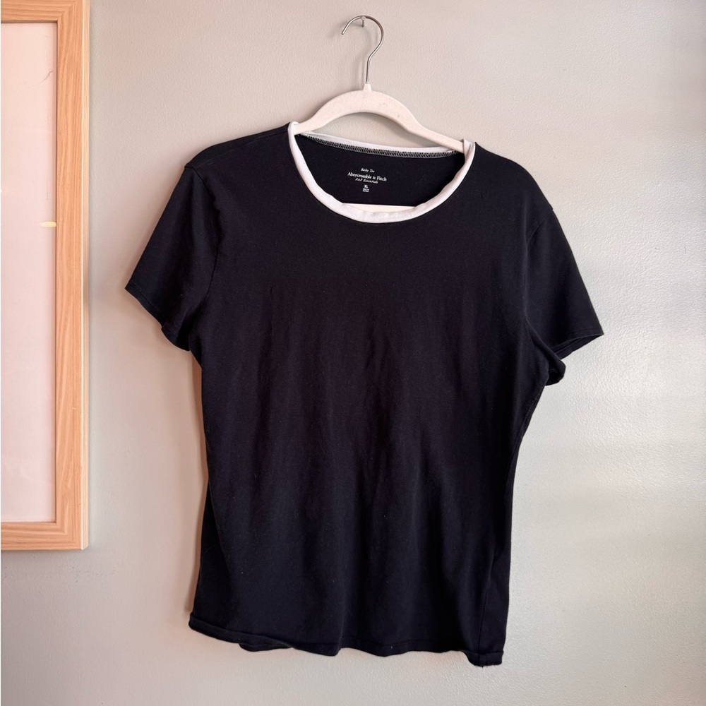 Abercrombie & Fitch black baby tee with white collar